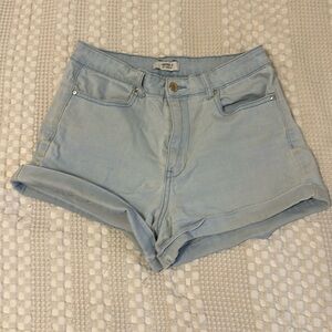 Jean shorts size 27